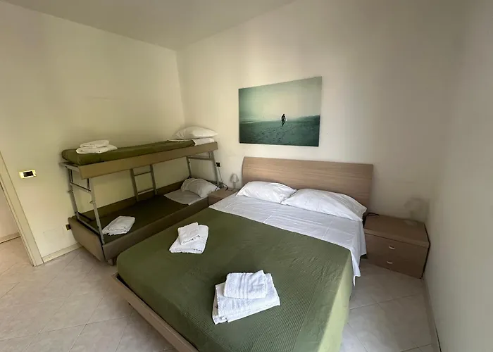 Beach House Holiday Apartments