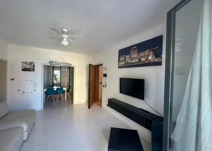 Beach House Holiday Apartments